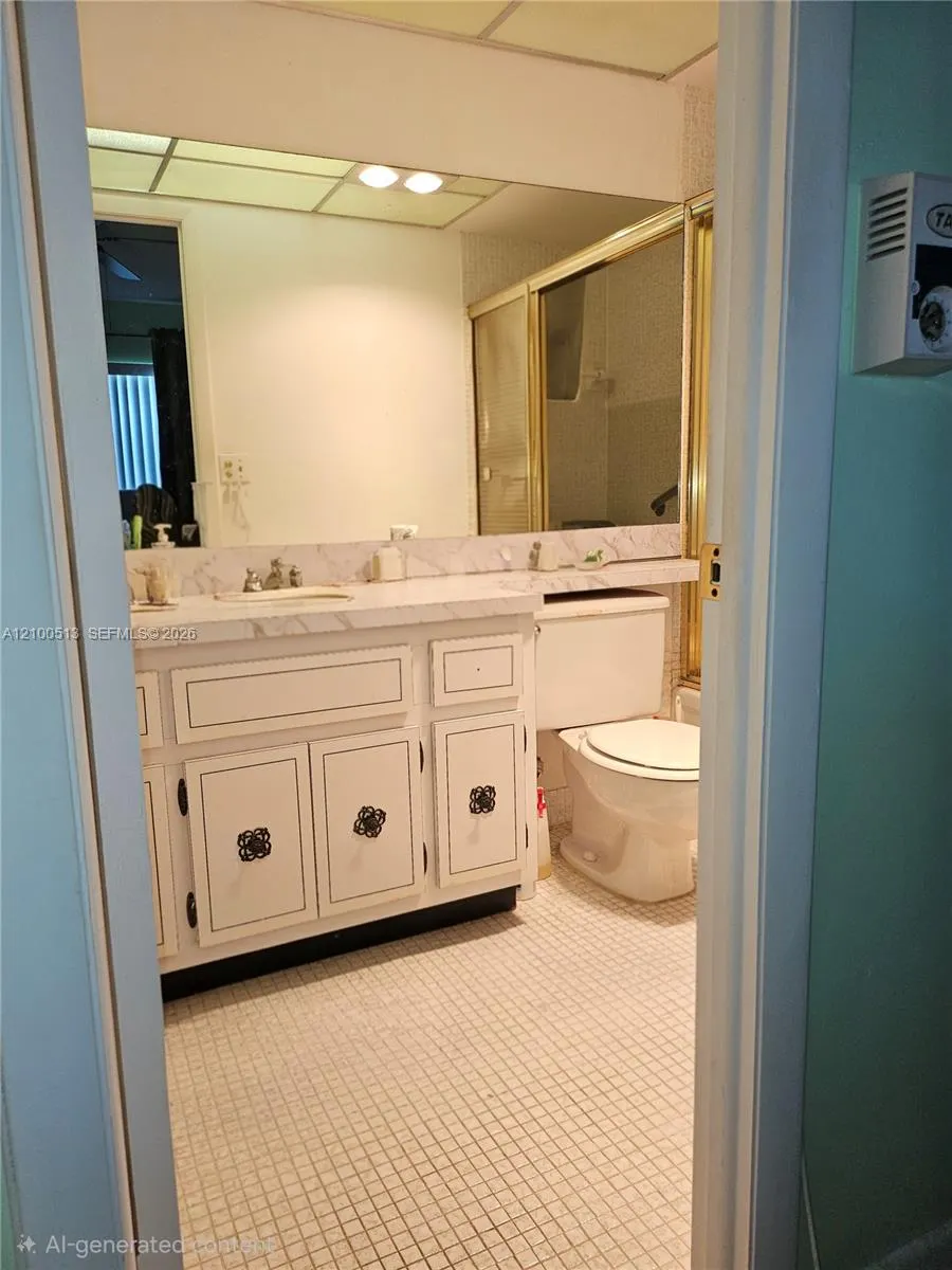 5121 W Oakland Park Boulevard #211