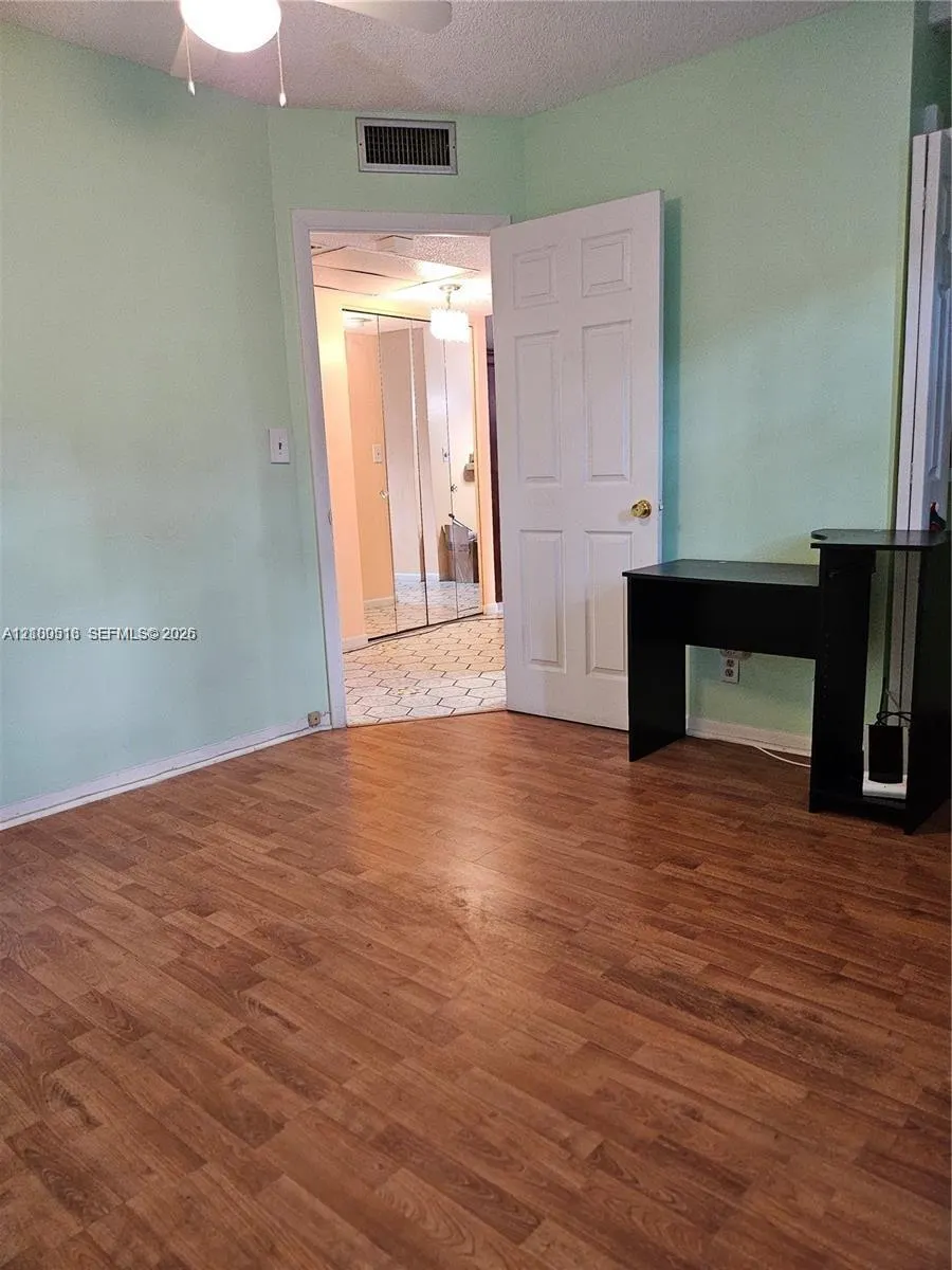 5121 W Oakland Park Boulevard #211