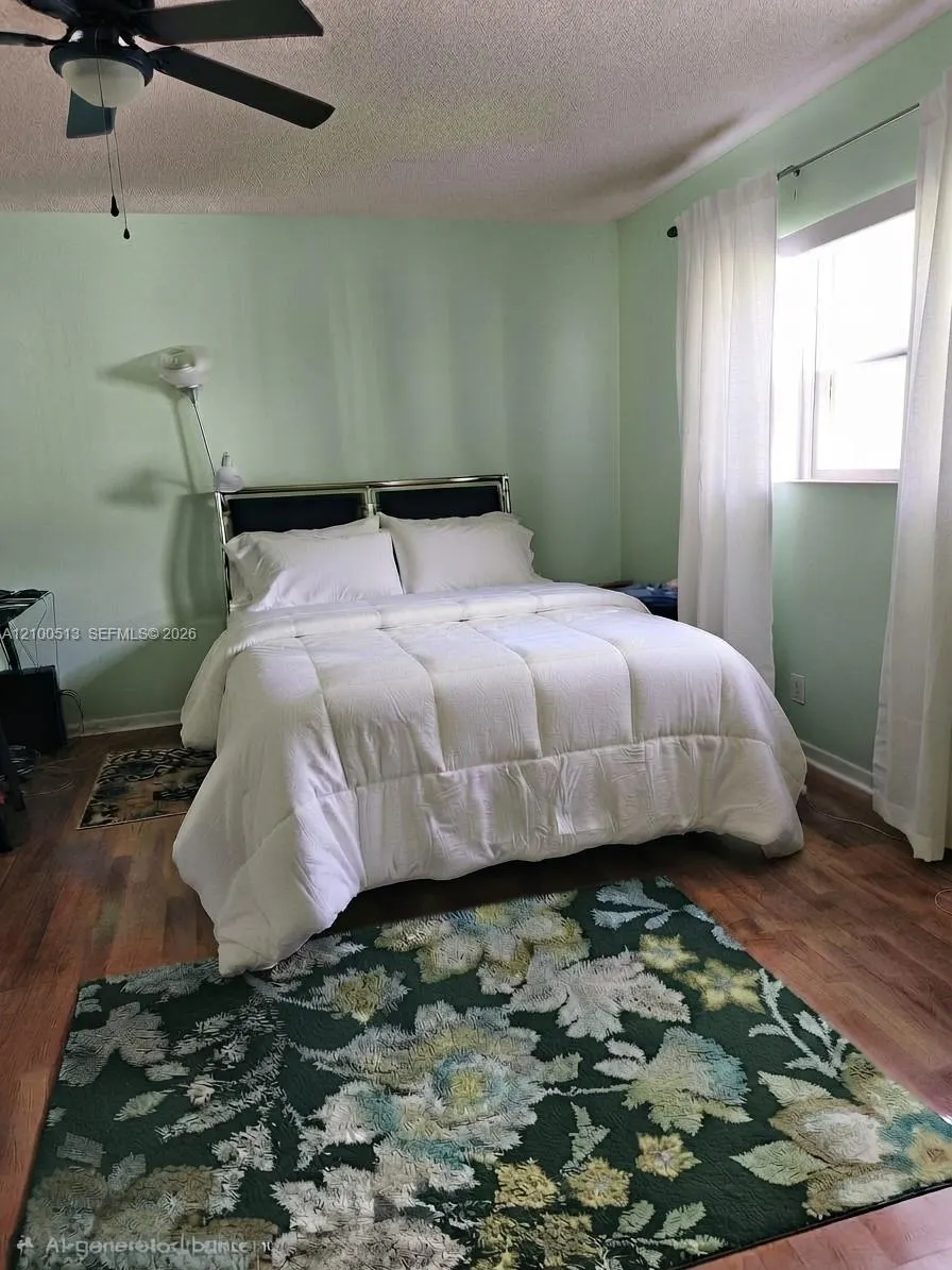 5121 W Oakland Park Boulevard #211