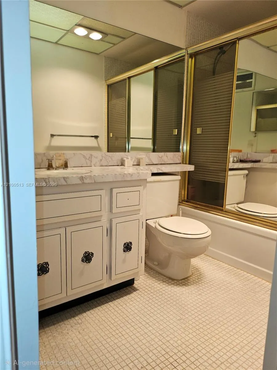5121 W Oakland Park Boulevard #211