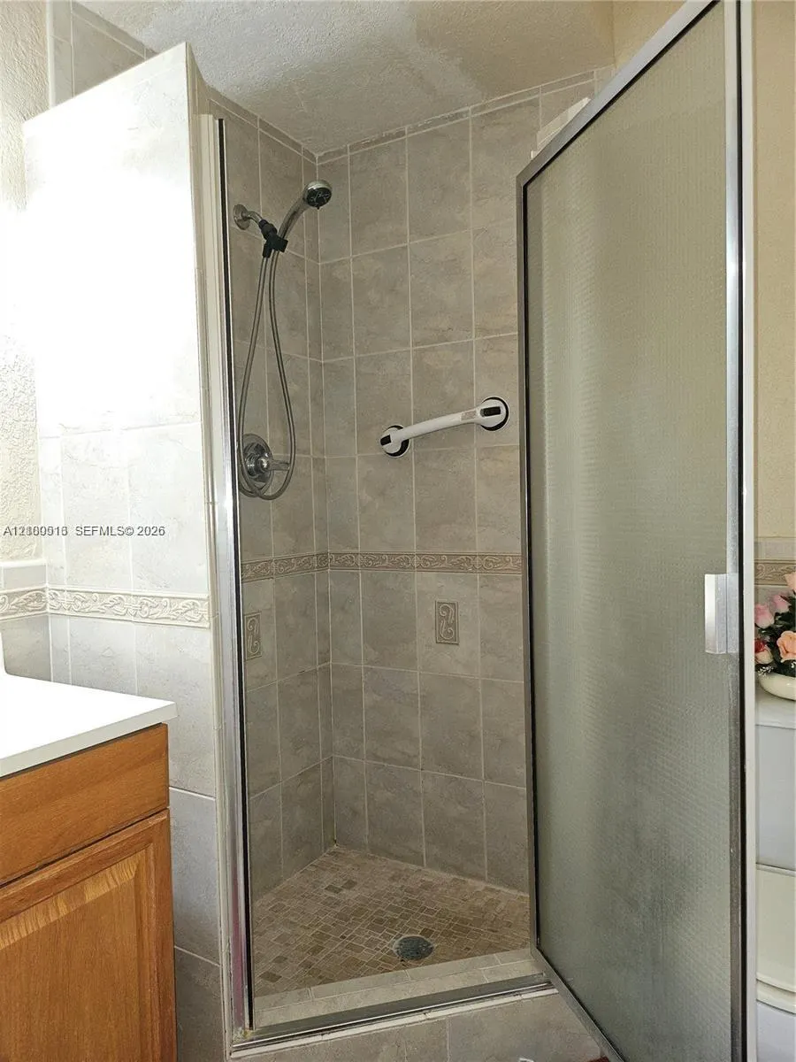 5121 W Oakland Park Boulevard #211