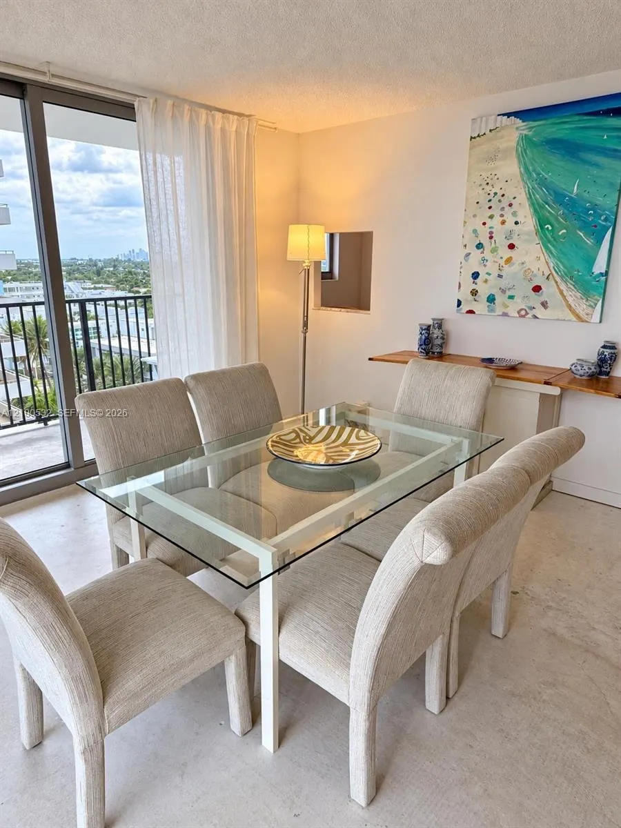 9273 Collins Avenue #912