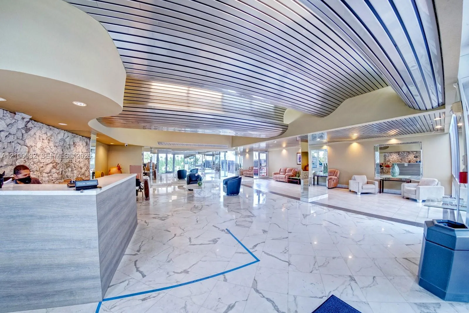 9273 Collins Avenue #912