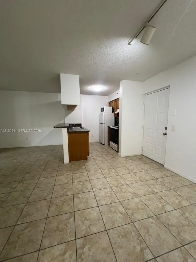 450 S Park Road #5-205