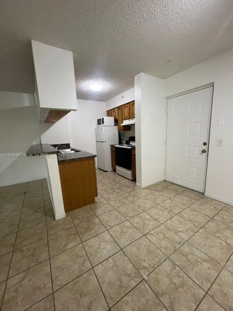 450 S Park Road #5-205