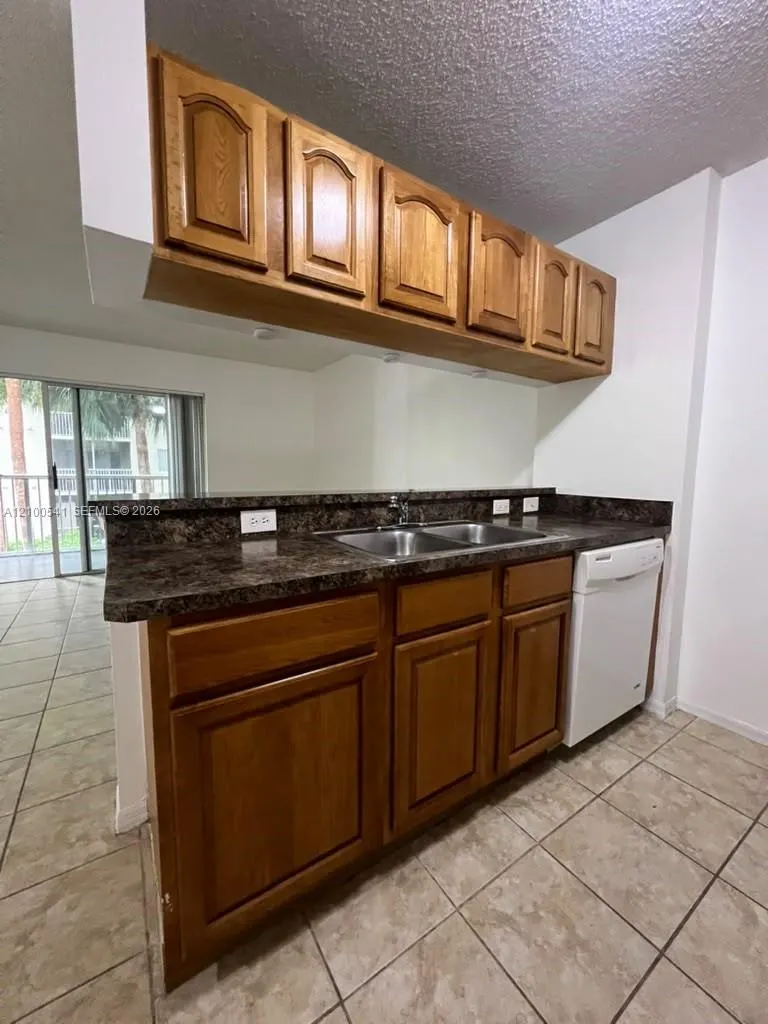 450 S Park Road #5-205