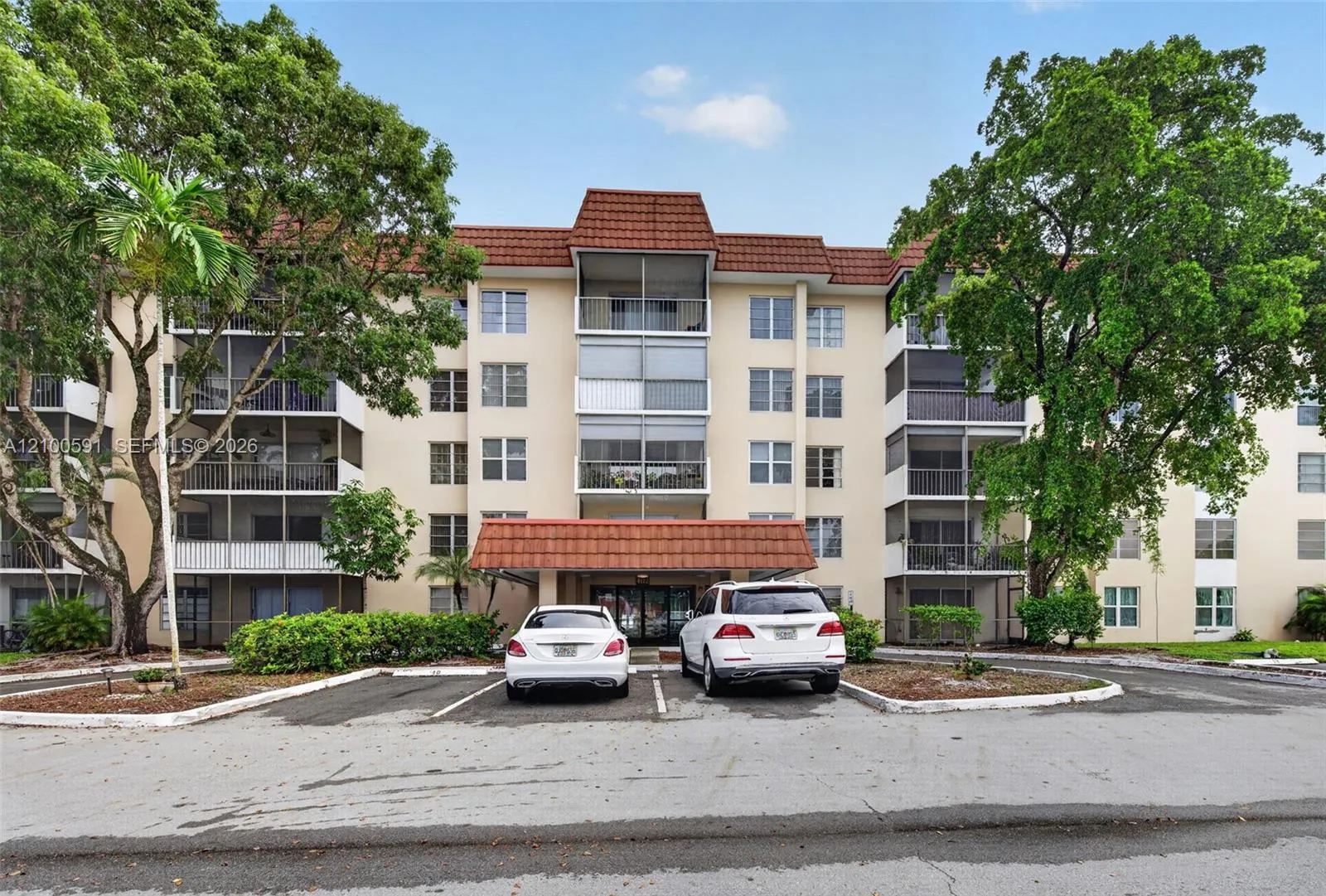 4172 Inverrary Drive #203
