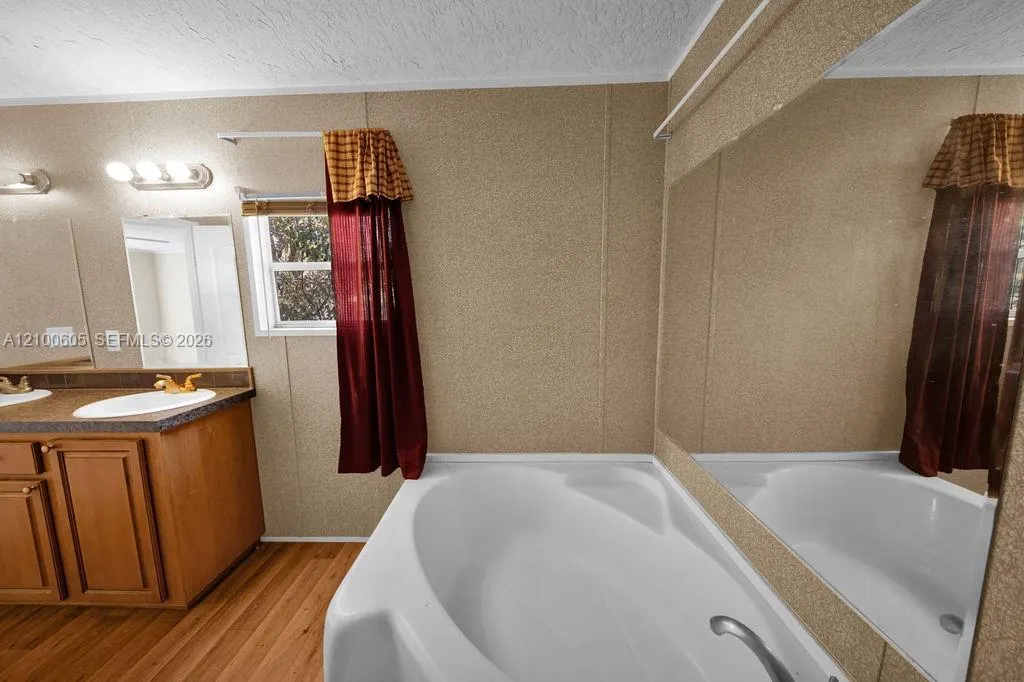 1080 Canopy Lane