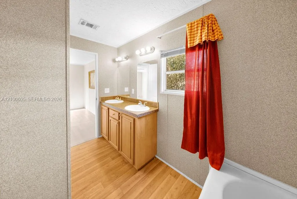 1080 Canopy Lane