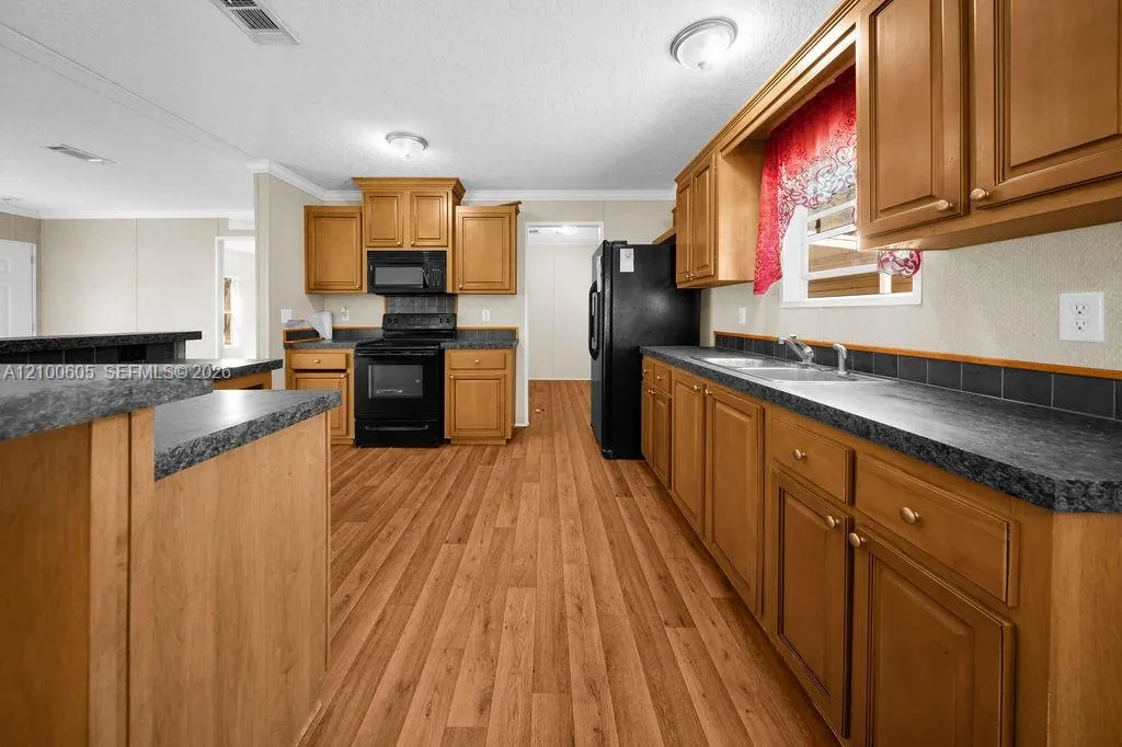 1080 Canopy Lane