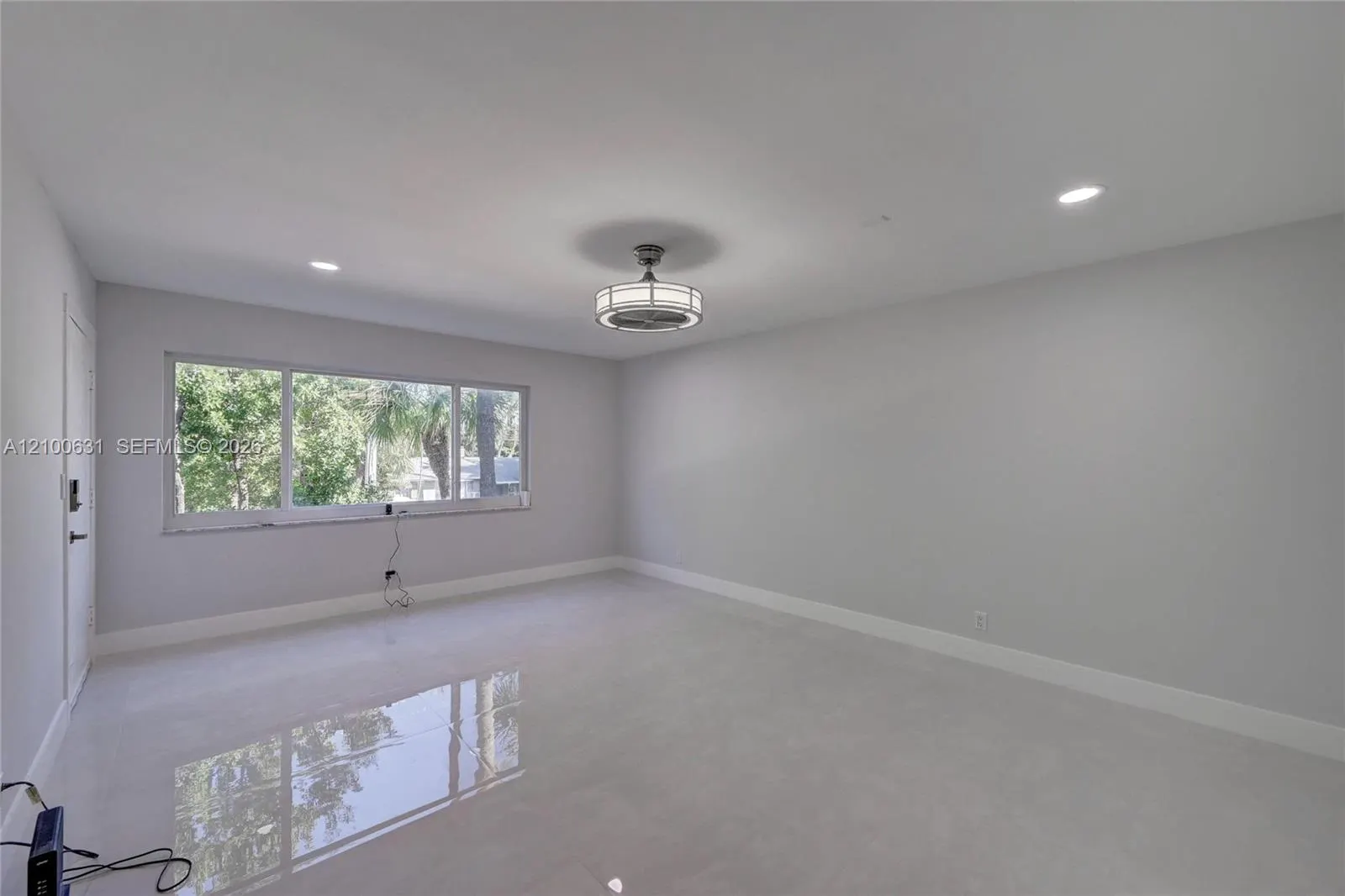 505 NE 20th Avenue #211