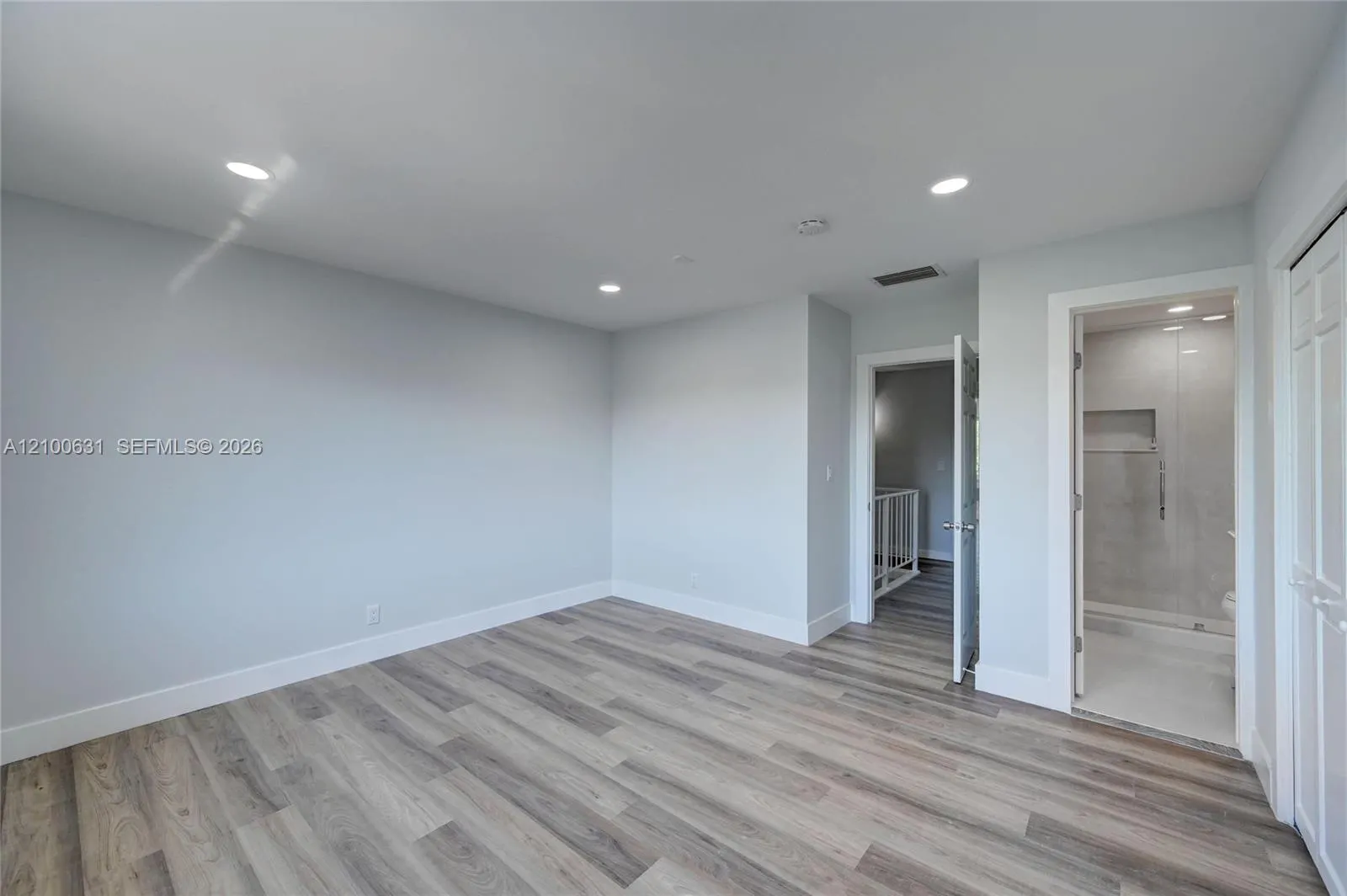 505 NE 20th Avenue #211