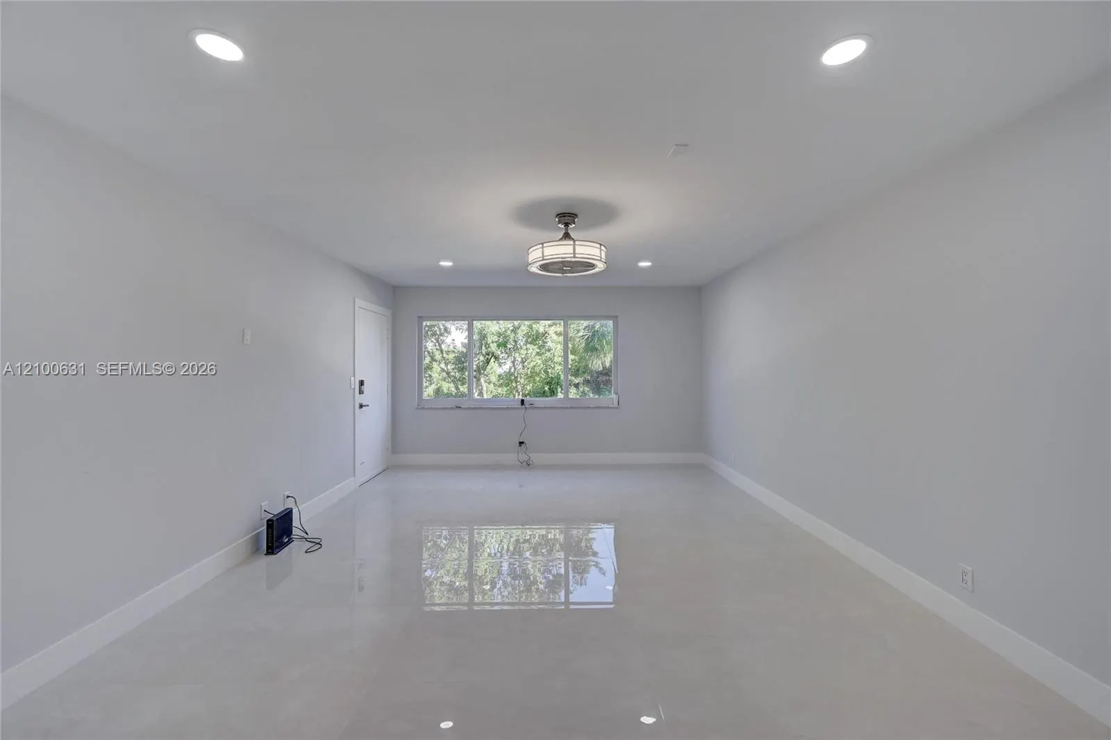 505 NE 20th Avenue #211
