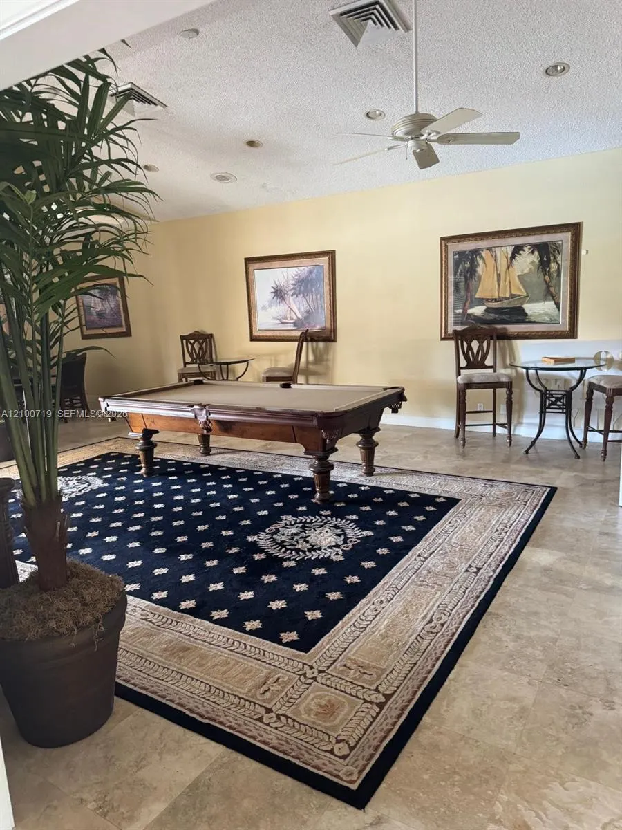 3450 N Pinewalk Drive N #424