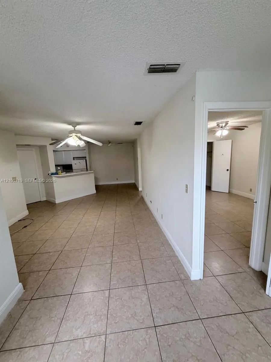 3450 N Pinewalk Drive N #424