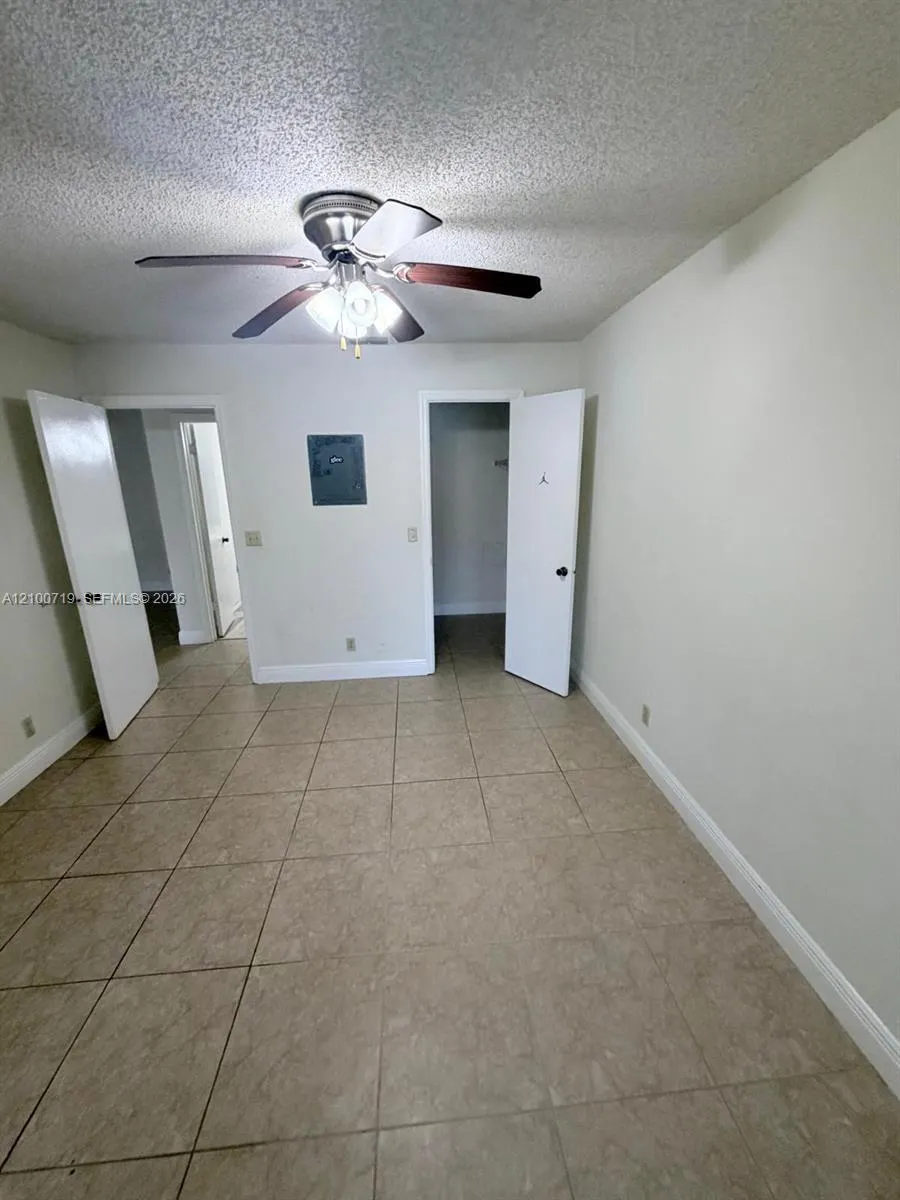 3450 N Pinewalk Drive N #424