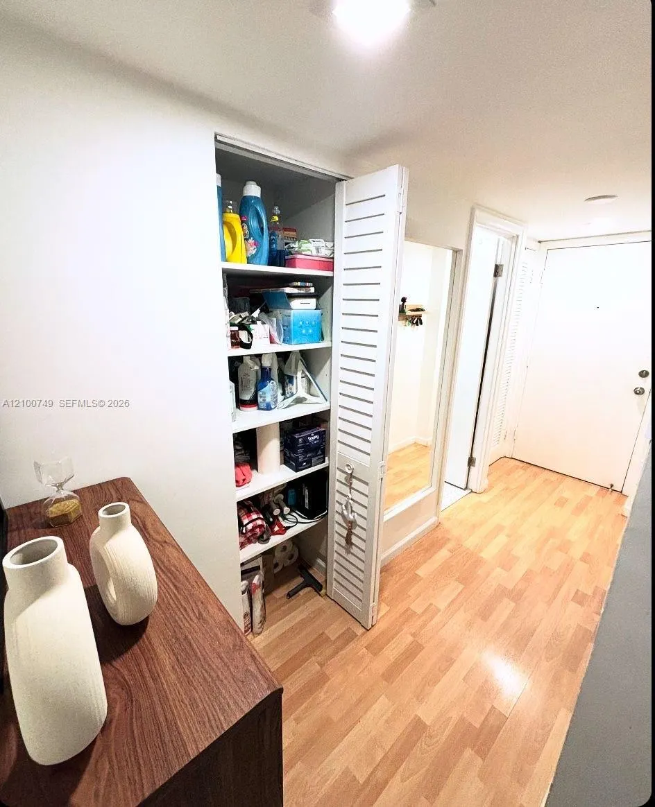 1020 Meridian Avenue #208