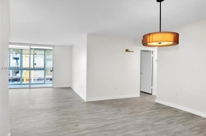 145 SE 25th Road #602