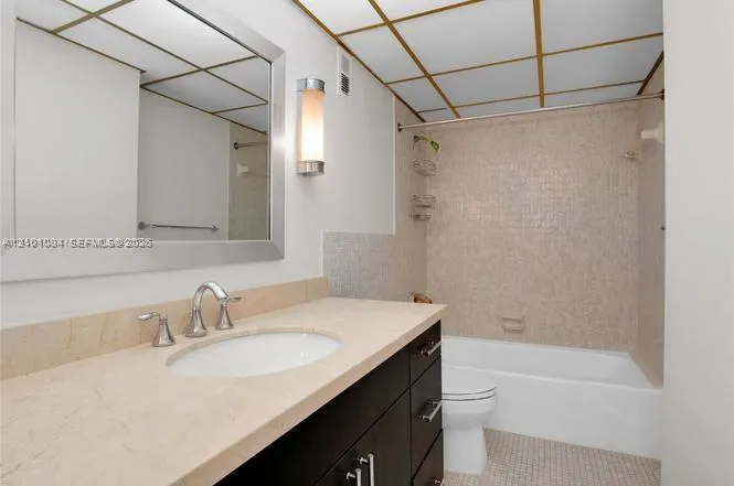 145 SE 25th Road #602