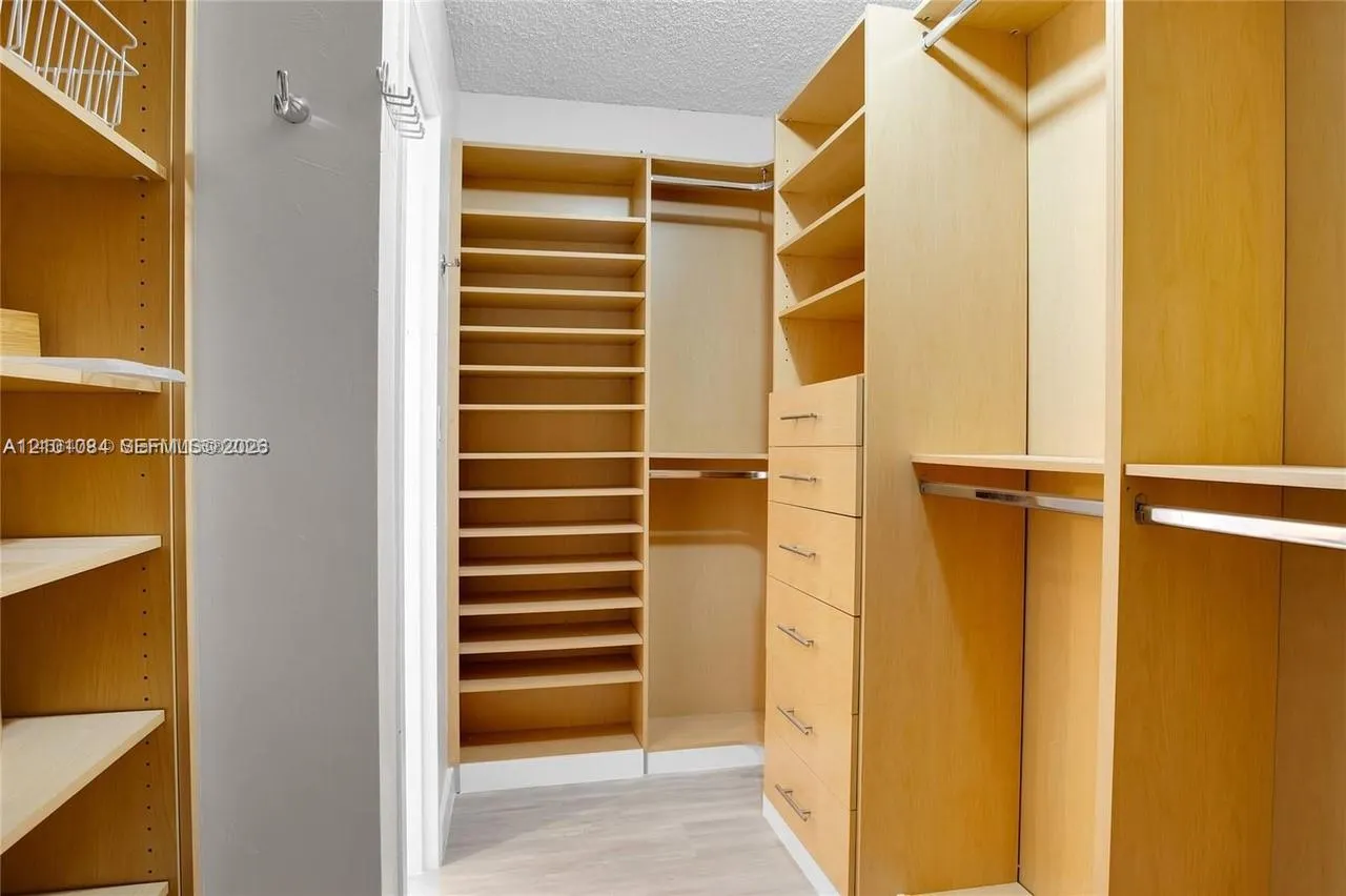 145 SE 25th Road #602