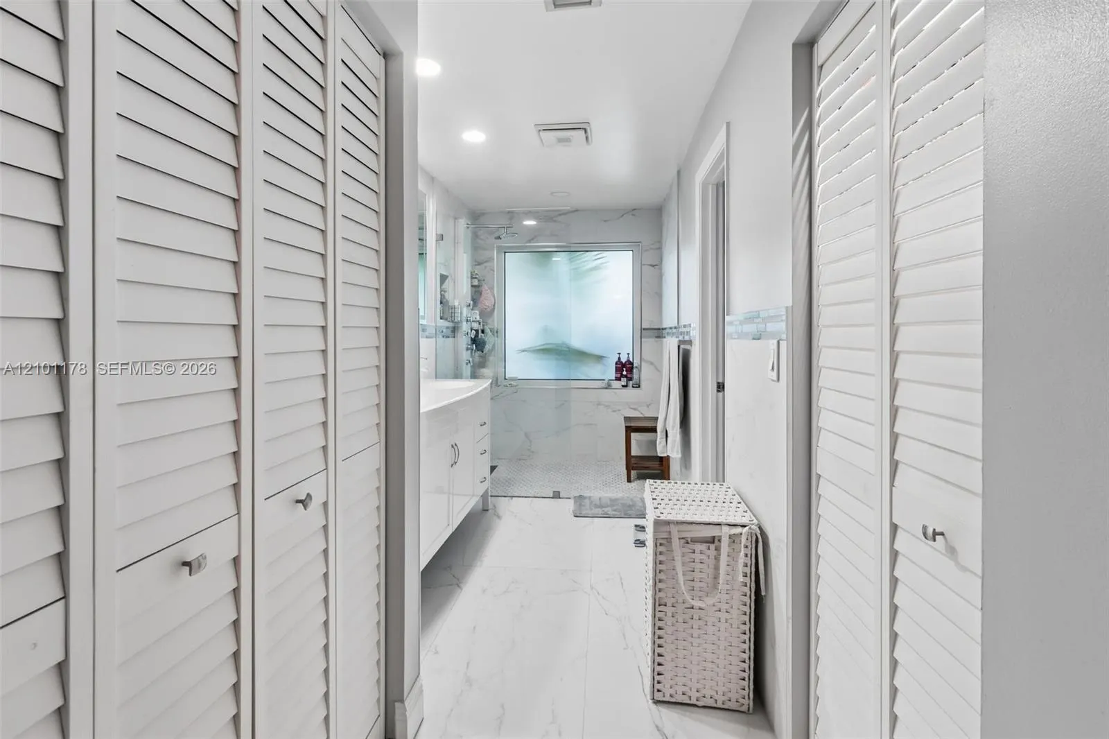 7532 S Pinewalk Drive S #108
