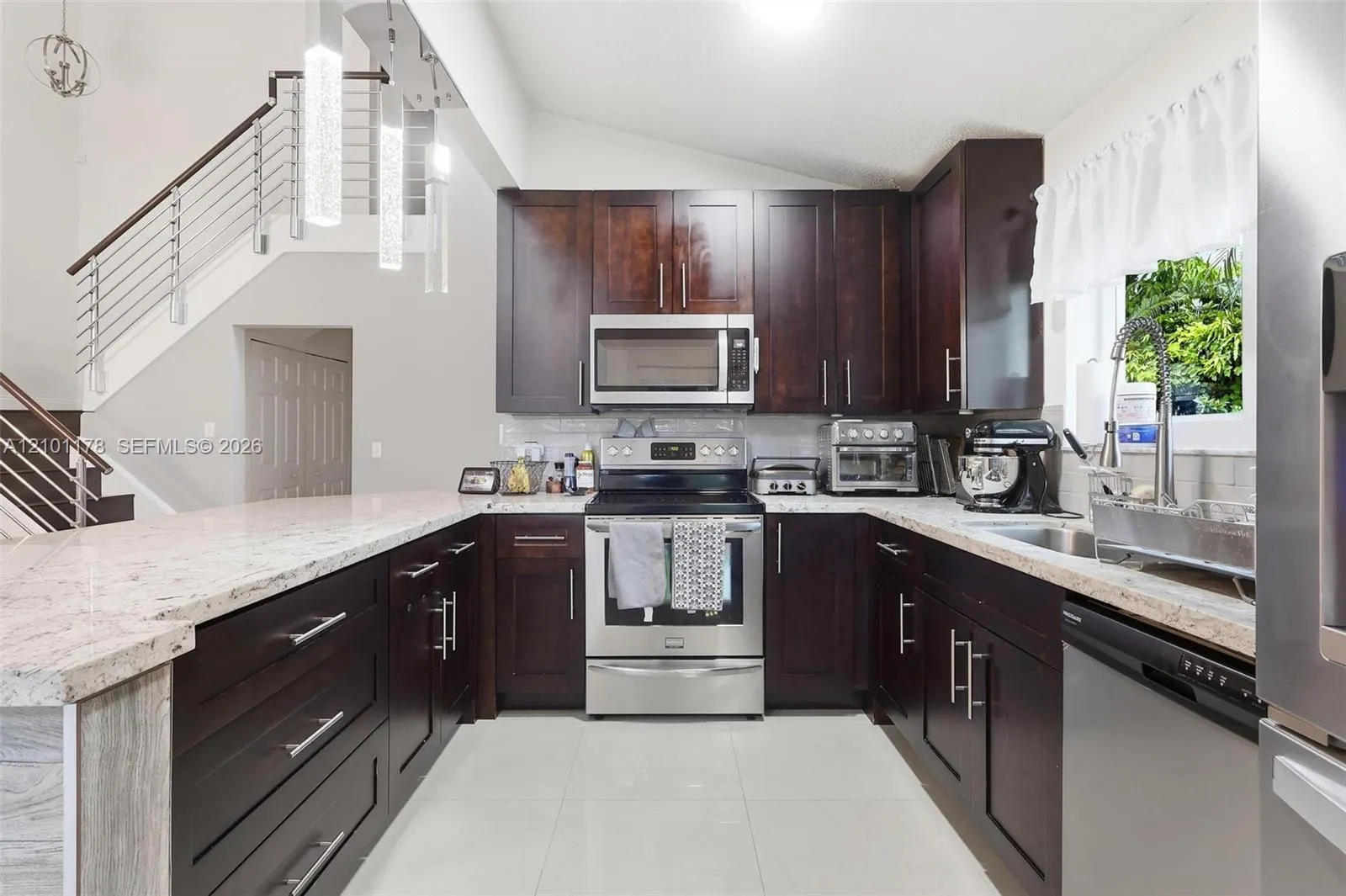 7532 S Pinewalk Drive S #108