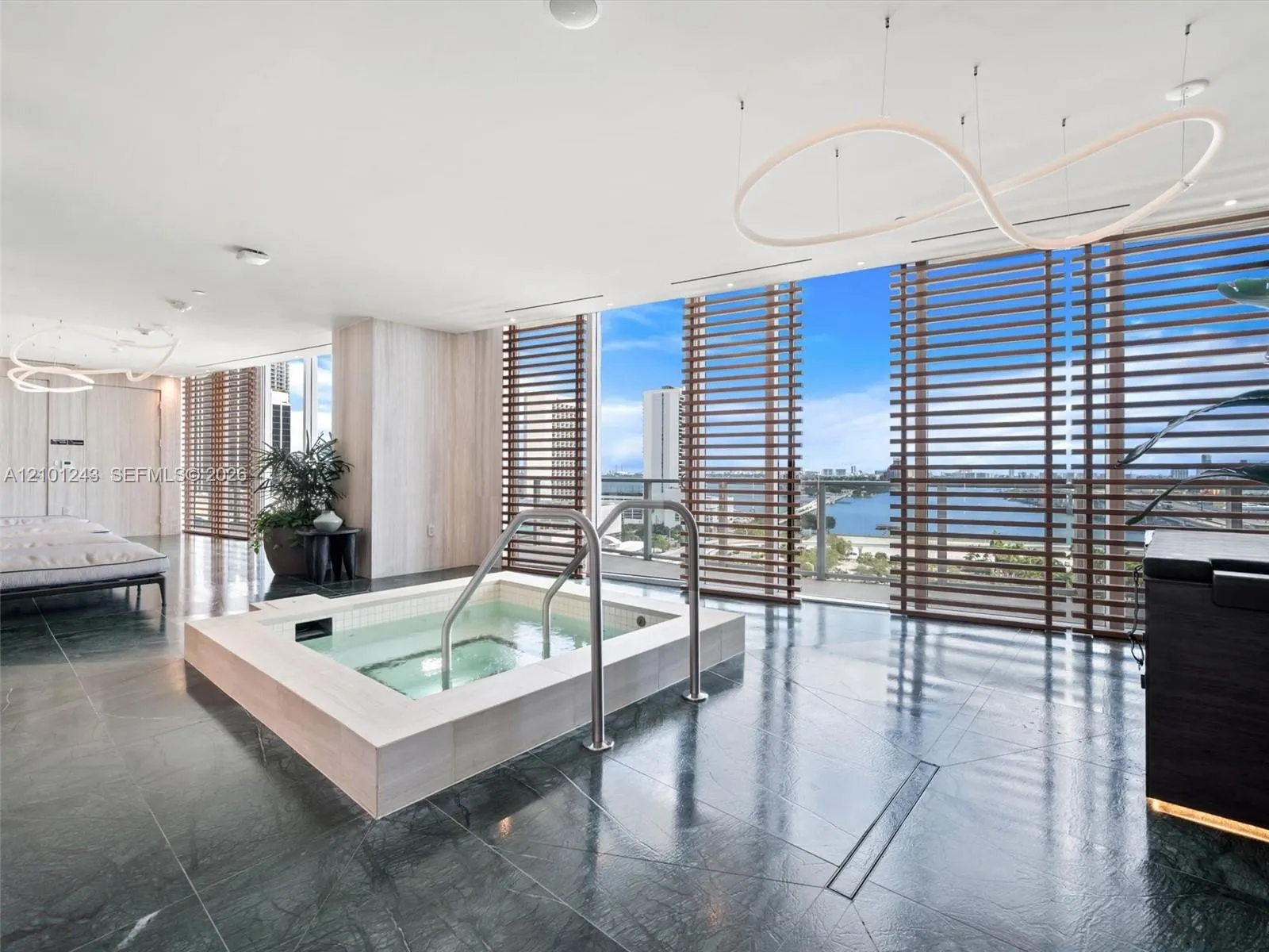 1400 Biscayne Boulevard #701