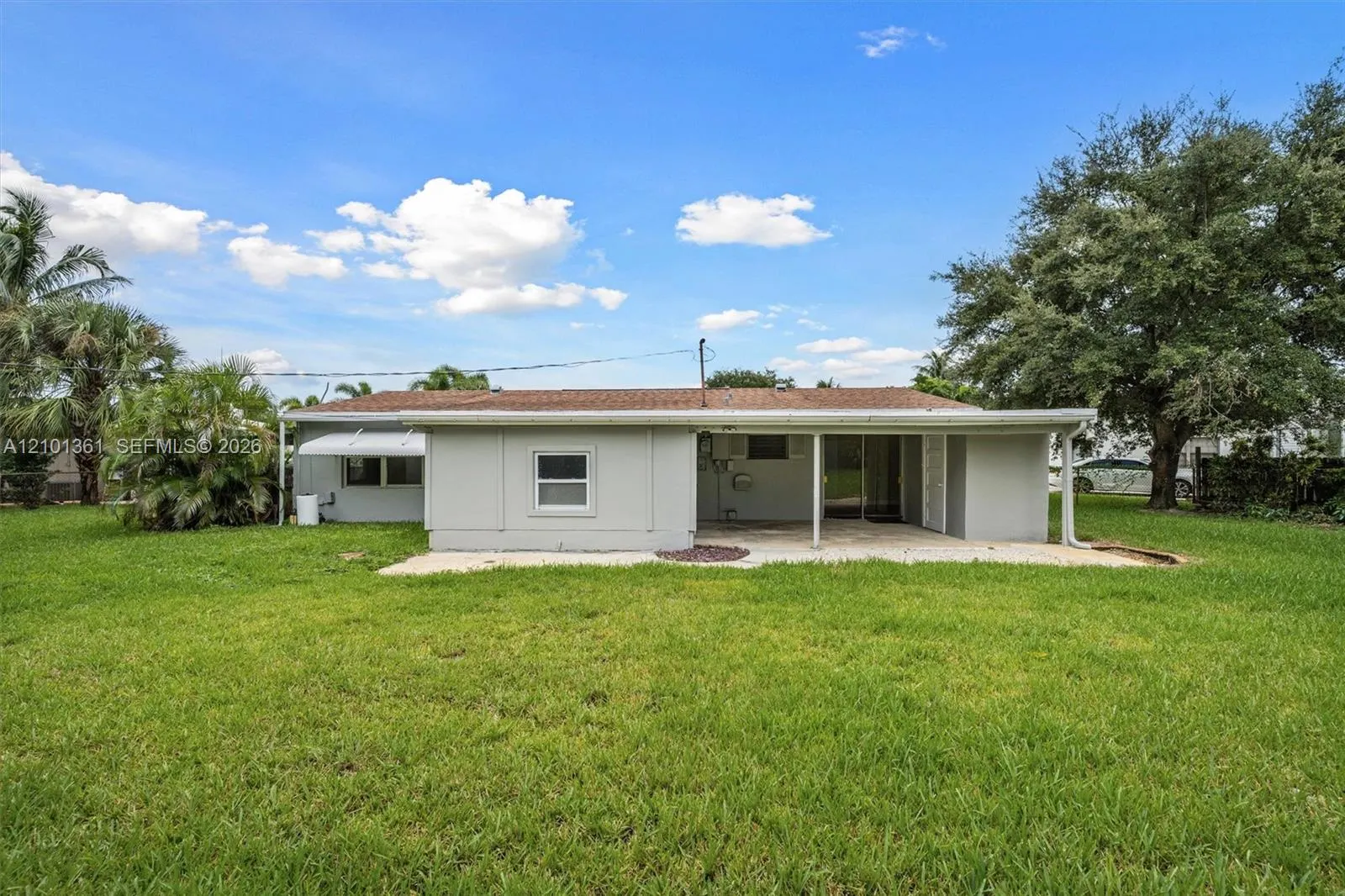 10 SW 11th Street