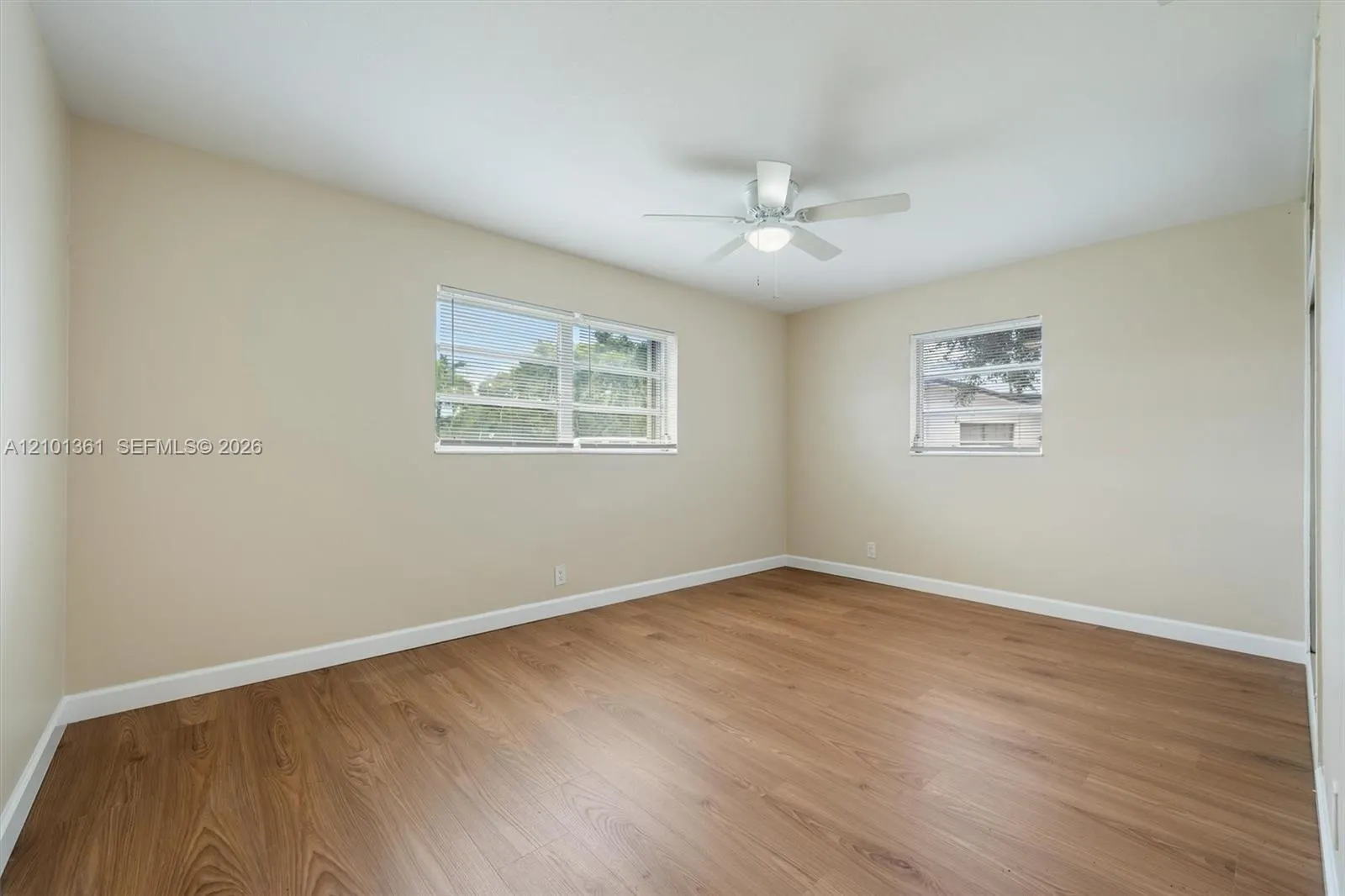 10 SW 11th Street