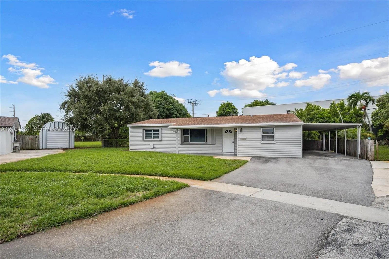 10 SW 11th Street