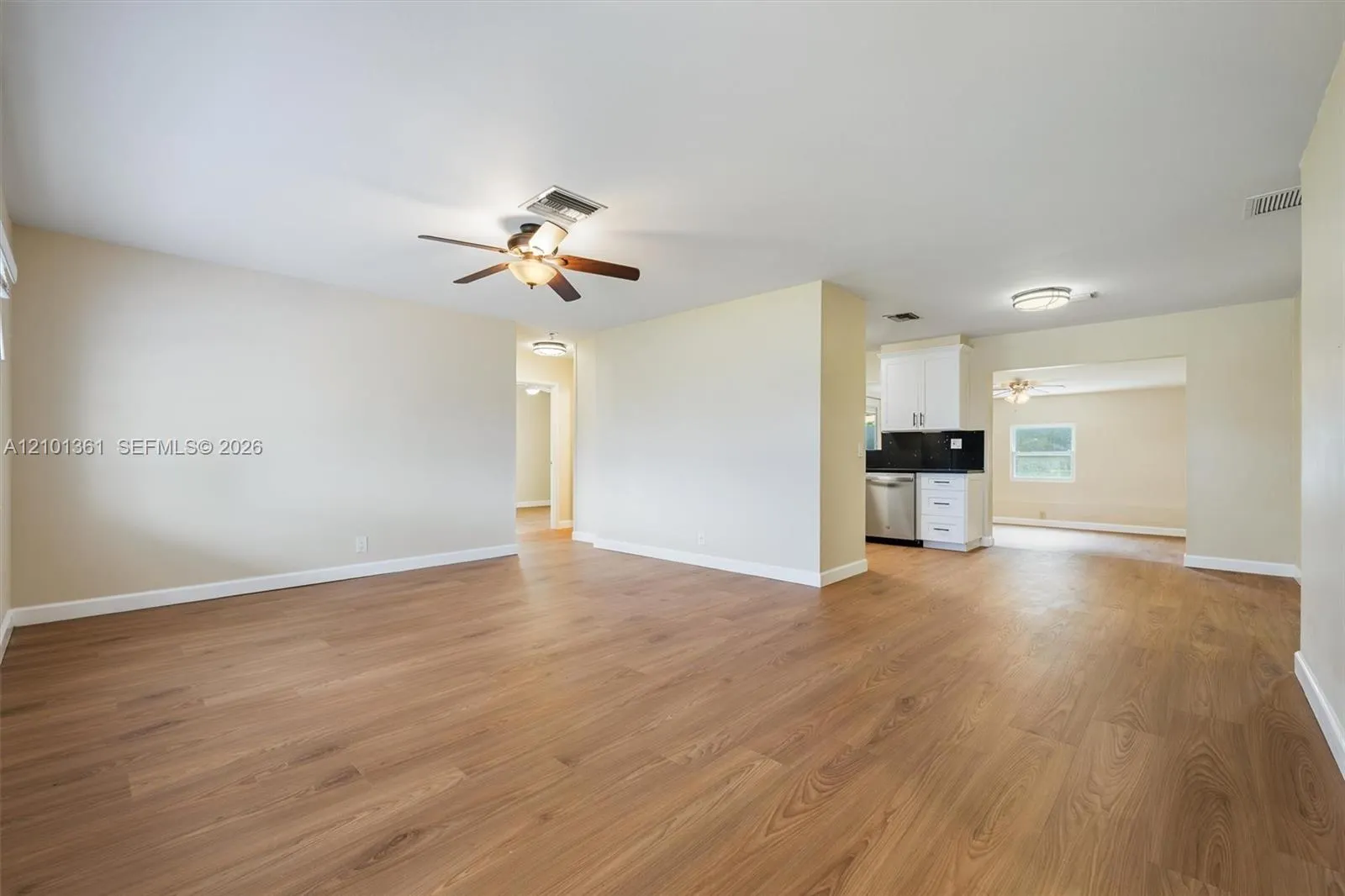 10 SW 11th Street