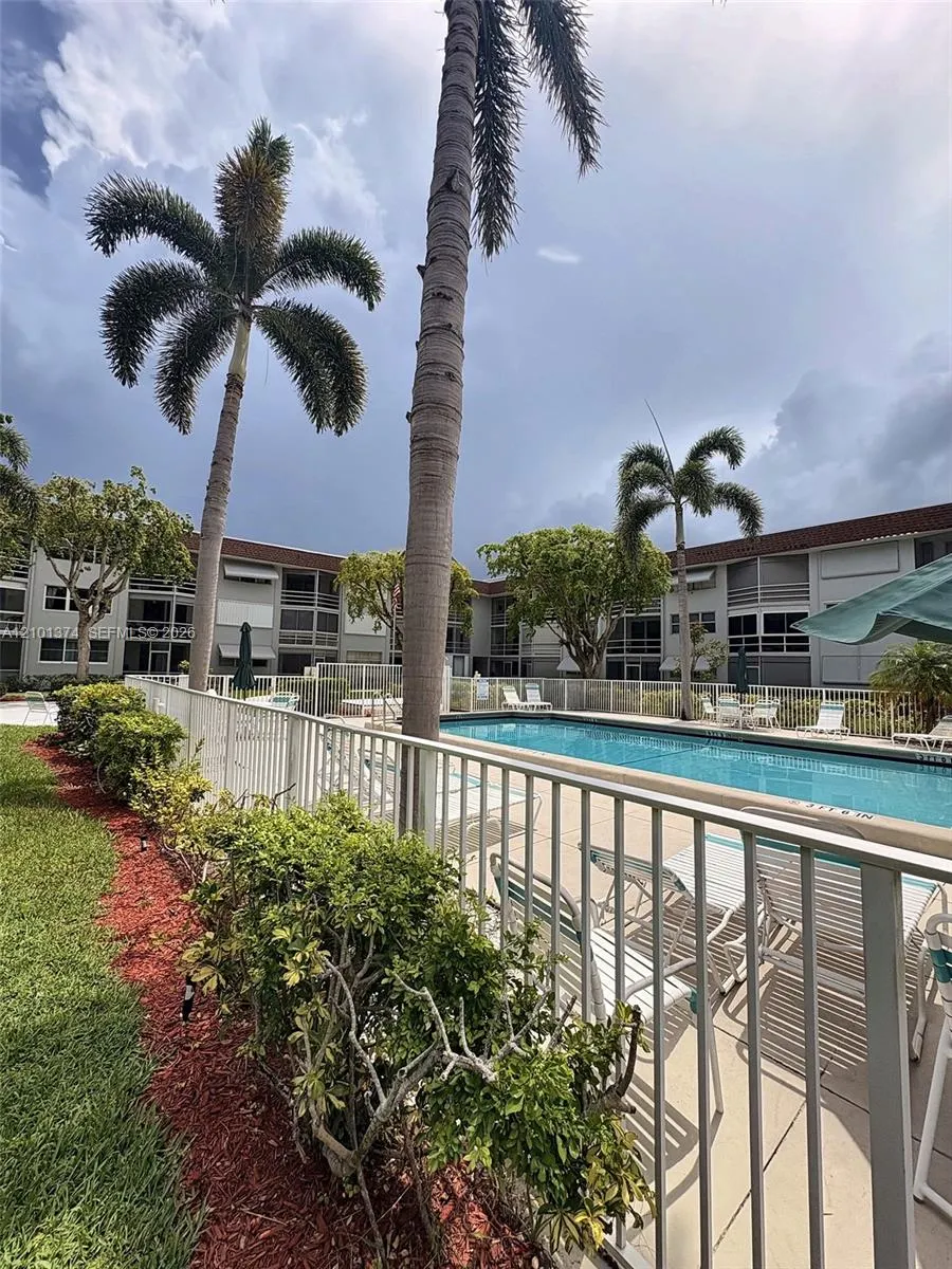 1040 SE 4th Avenue #133
