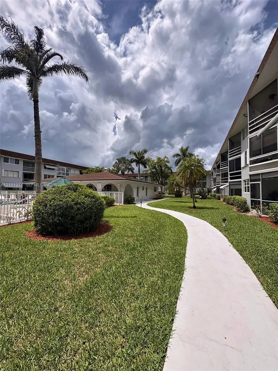 1040 SE 4th Avenue #133