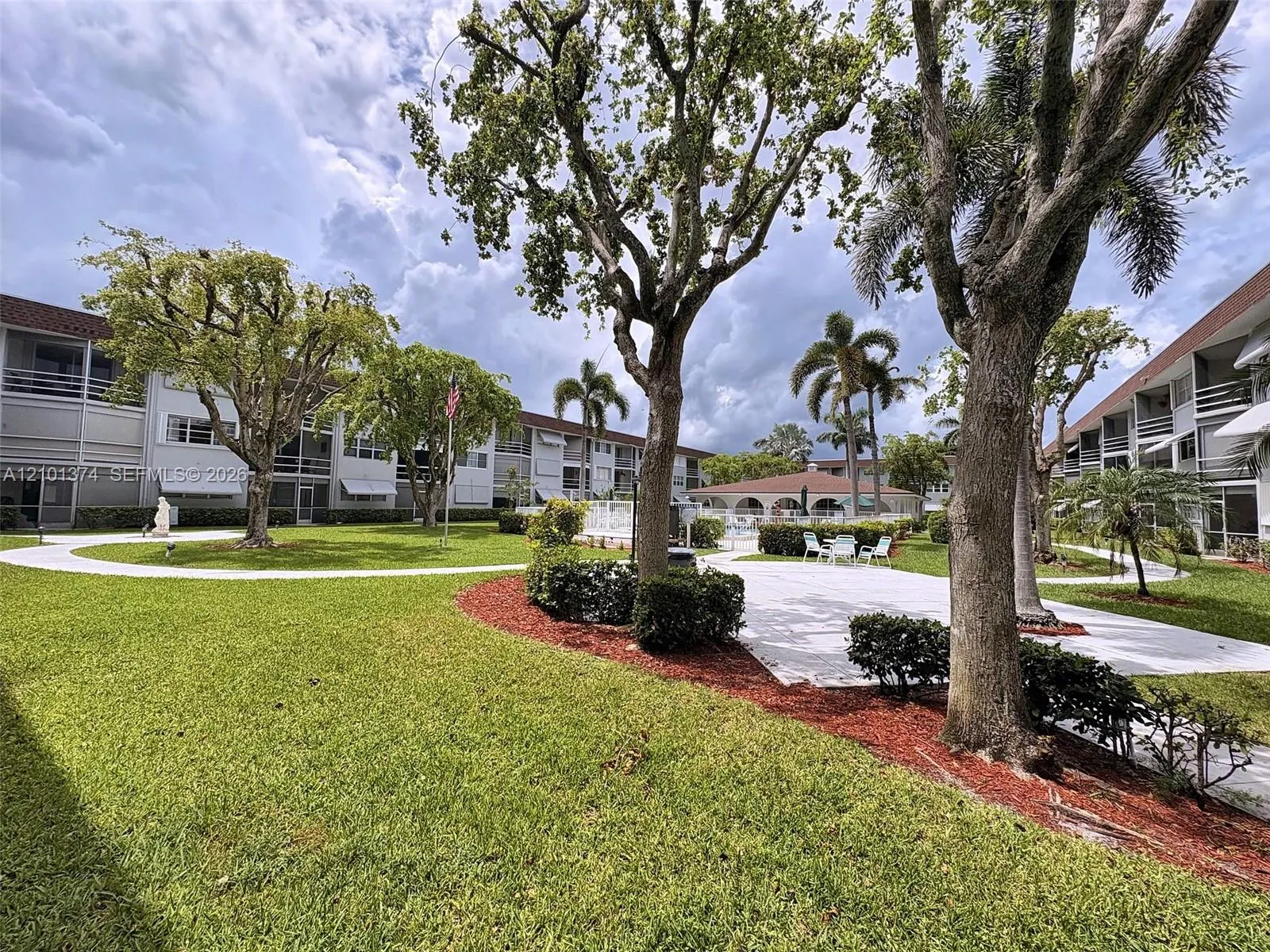 1040 SE 4th Avenue #133