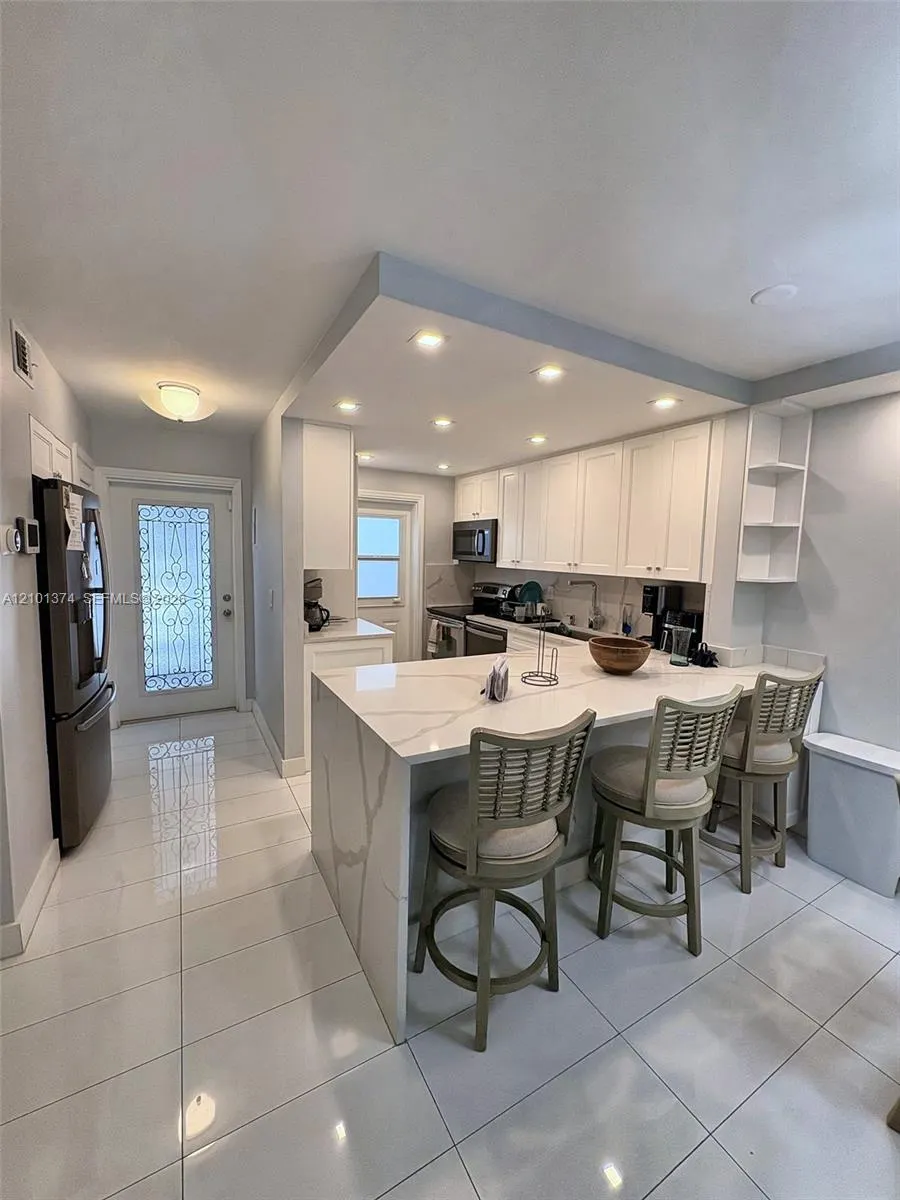1040 SE 4th Avenue #133