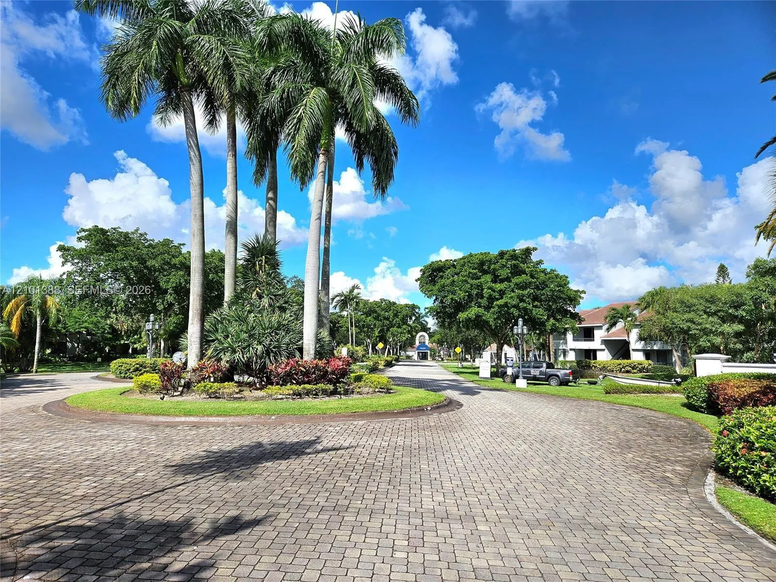 841 Lyons Road #24205
