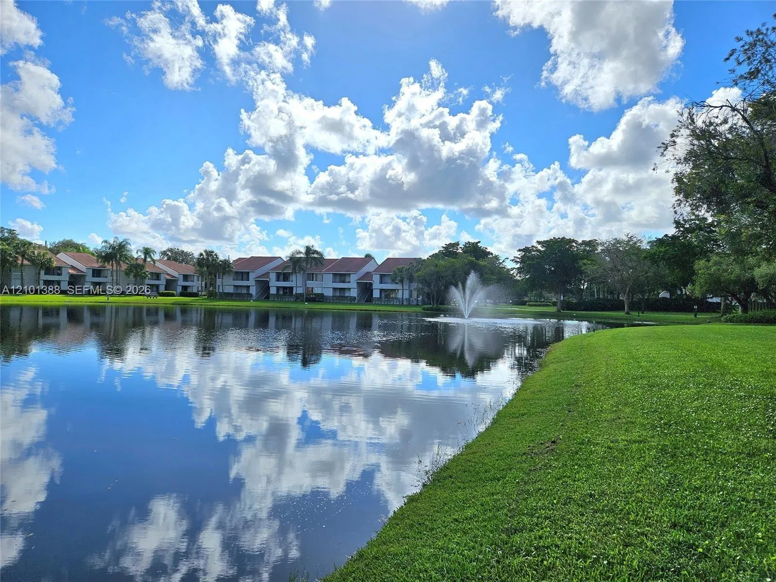 841 Lyons Road #24205