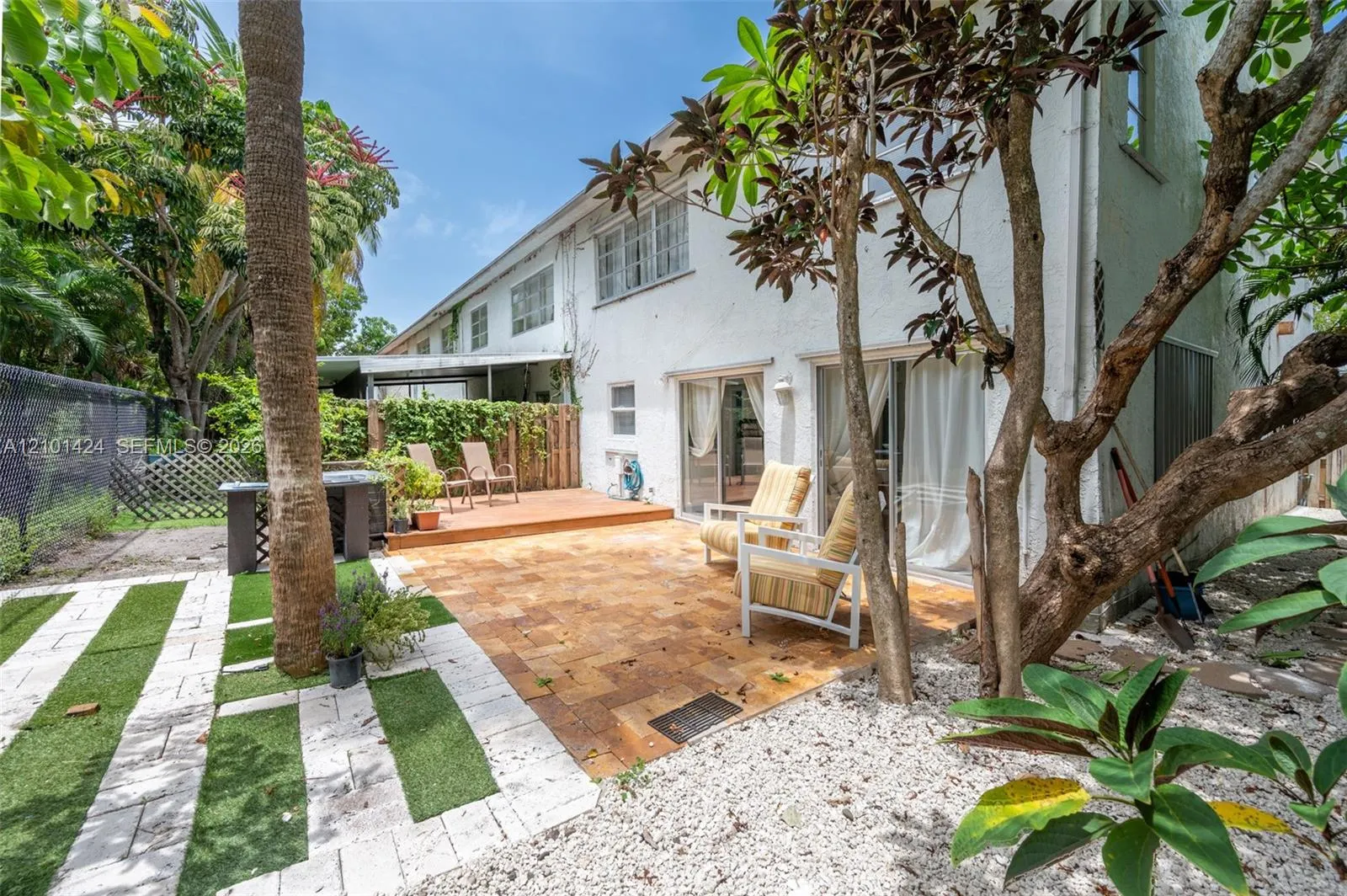 3961 NW 9 Avenue #1