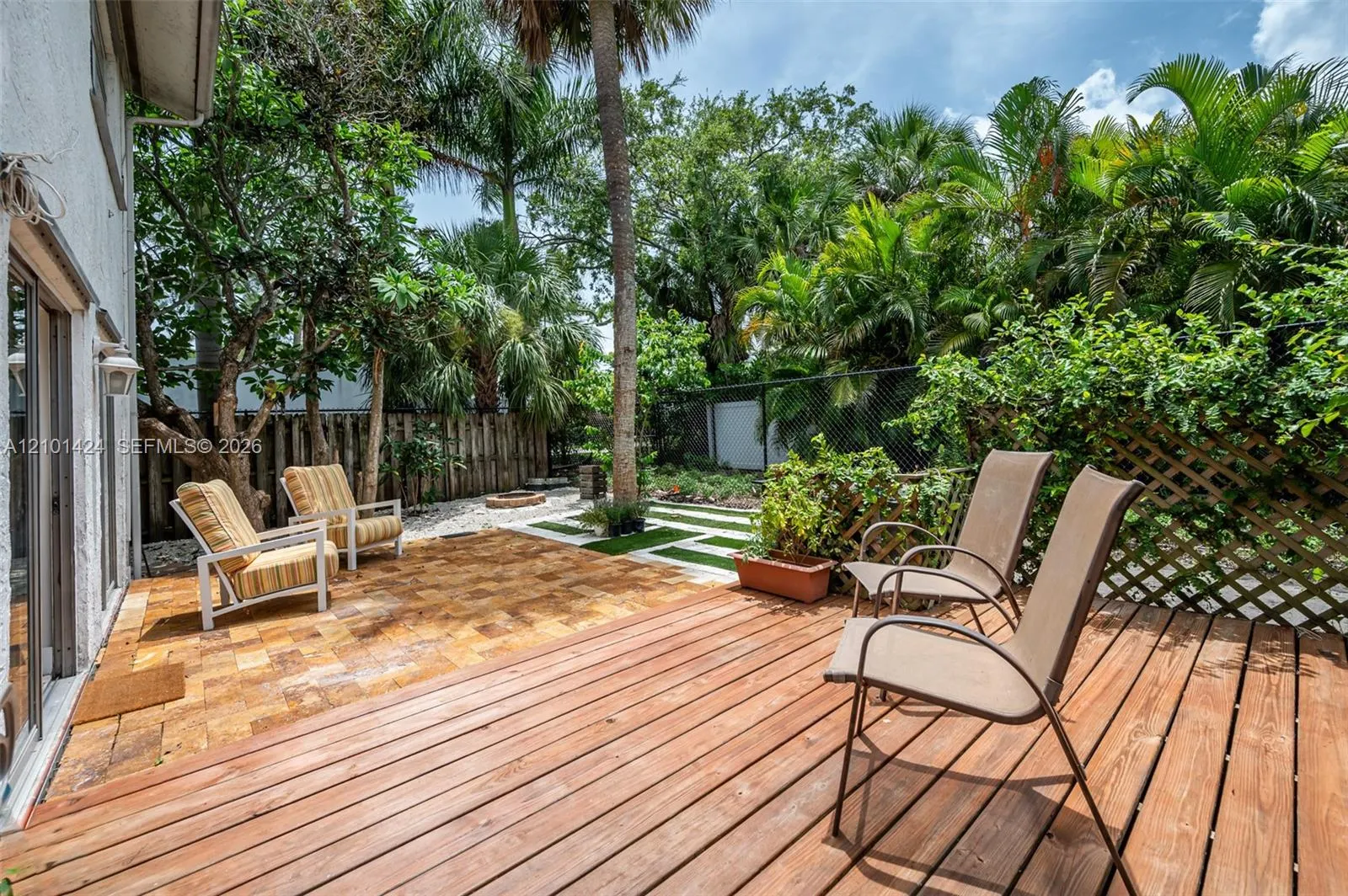 3961 NW 9 Avenue #1