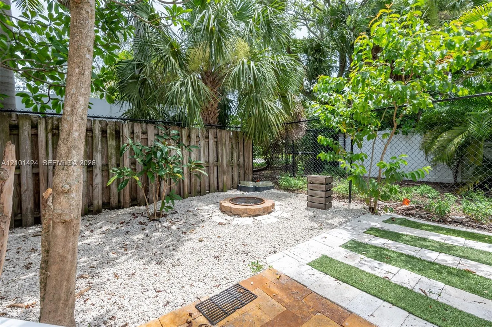 3961 NW 9 Avenue #1