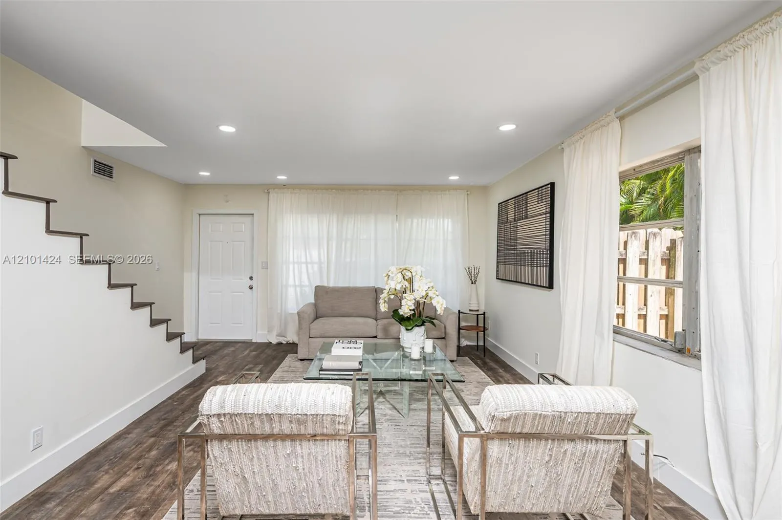 3961 NW 9 Avenue #1
