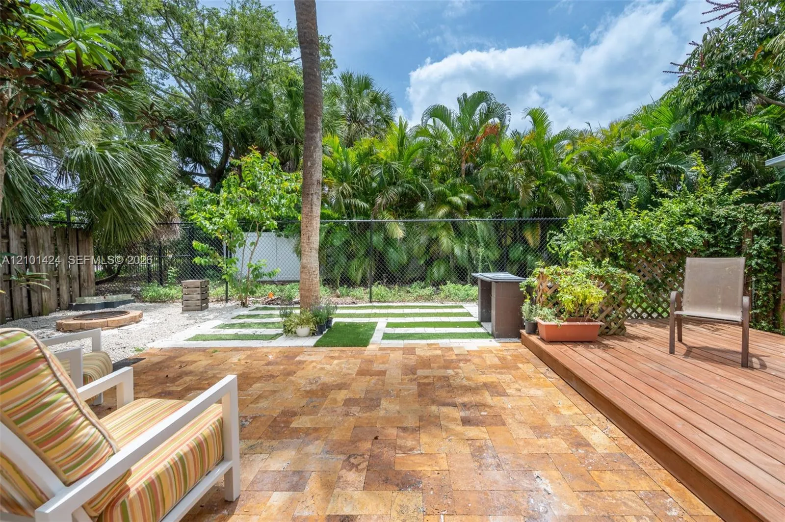 3961 NW 9 Avenue #1