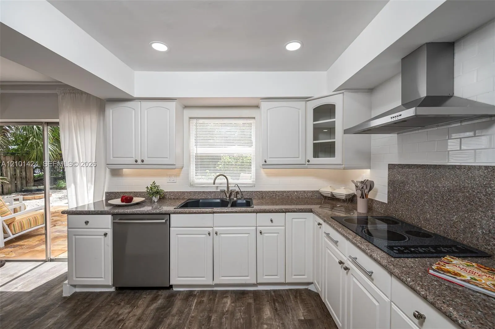 3961 NW 9 Avenue #1