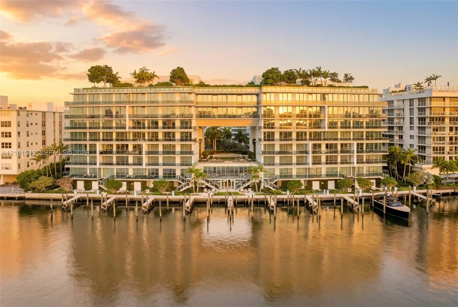 9221 E Bay Harbor #UPH10