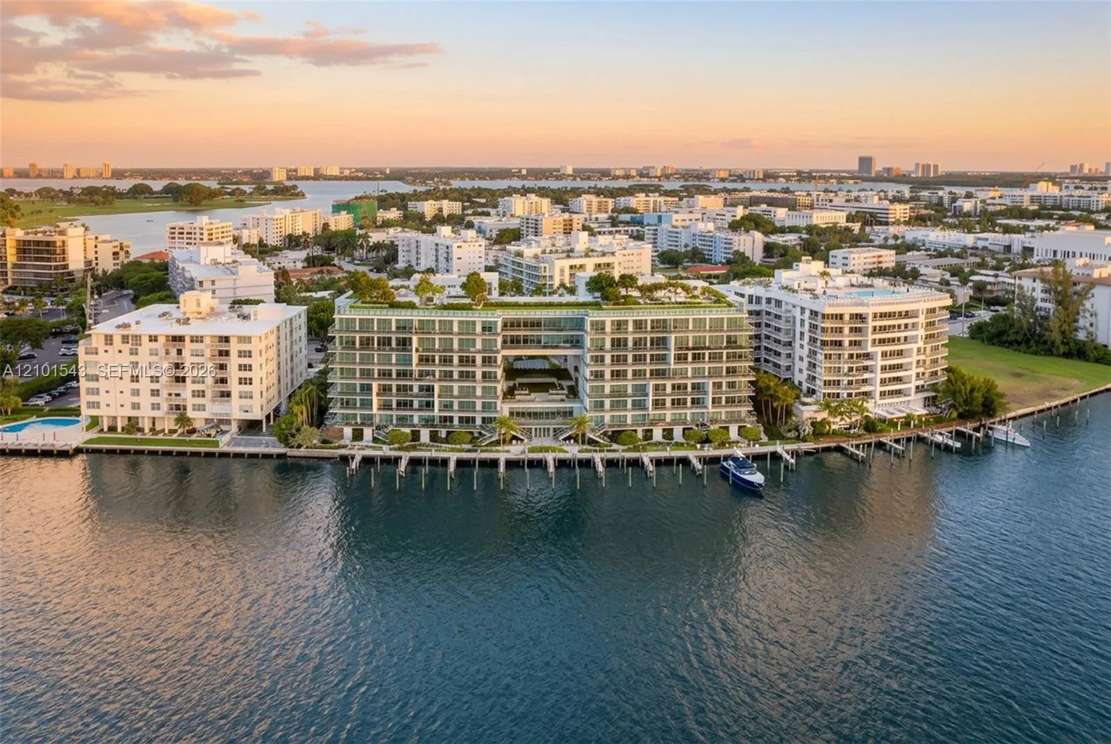 9221 E Bay Harbor #UPH10