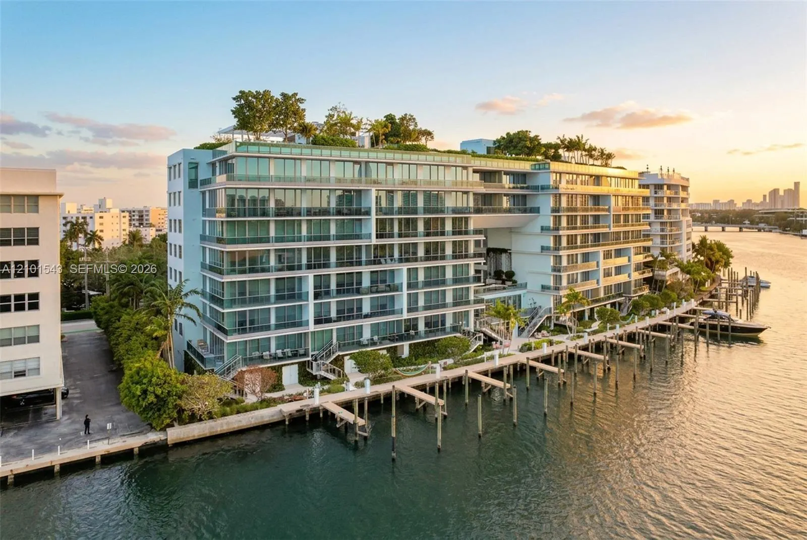 9221 E Bay Harbor #UPH10