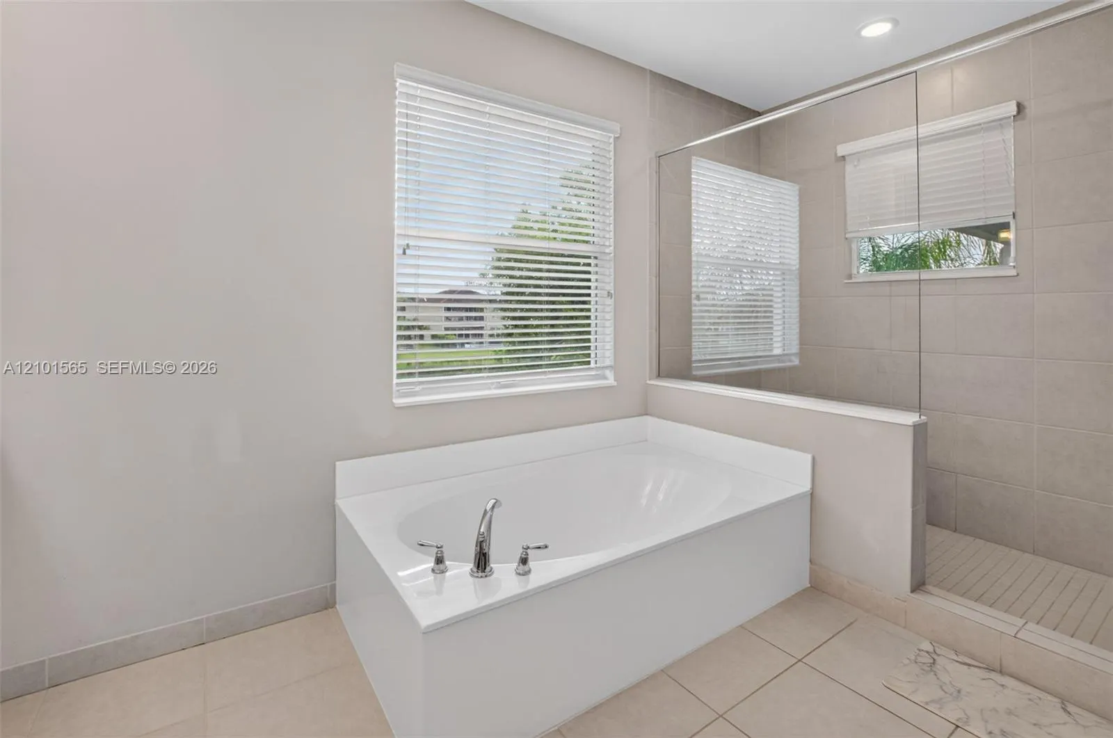 9644 Highland Pointe Pass