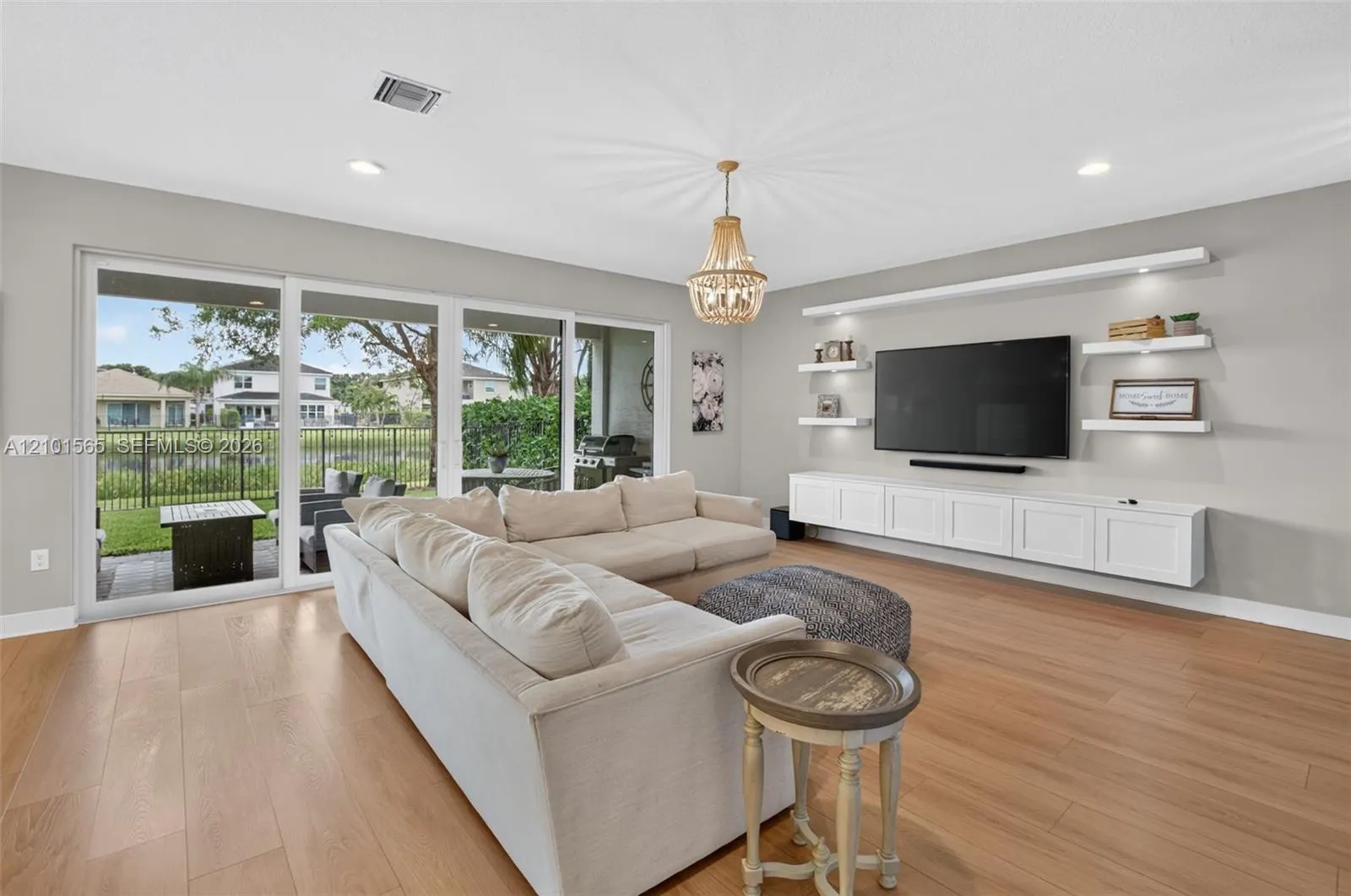 9644 Highland Pointe Pass
