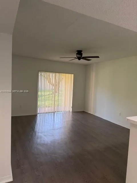 5610 NW 61st Street #1106