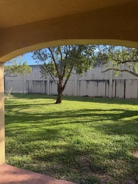 5610 NW 61st Street #1106